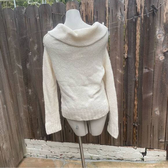 Anthropologie Cozy White off shoulder wool and cashmere blend sweater size S - Picture 2 of 8
